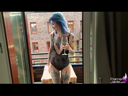 ❤️ Tremenda chica chupando con ganas y follando apasionadamente bajo el cielo abierto ️ Video de porno de calidad en es.appassistance.ru ❌️